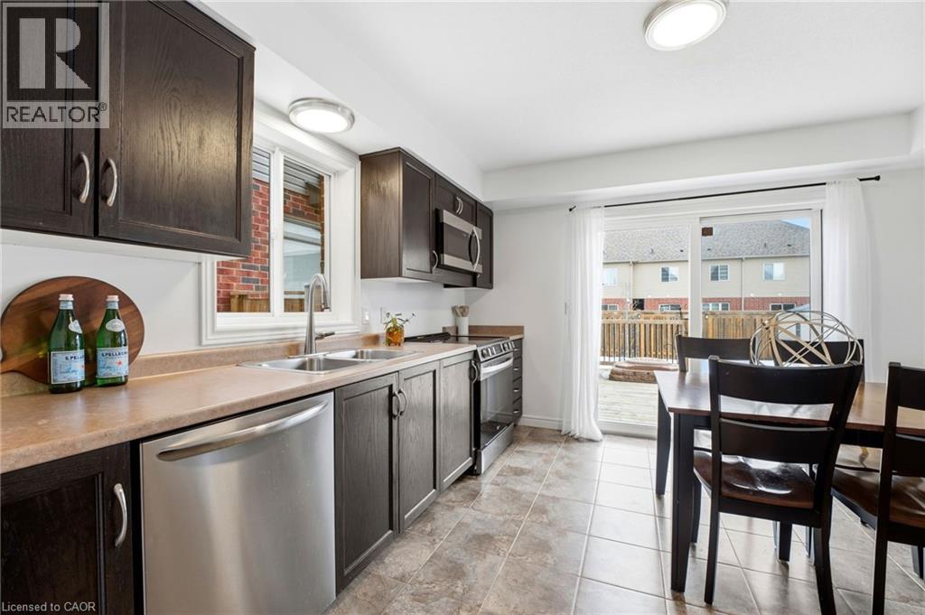 9 Patterson Drive, Ayr, Ontario  N0B 1E0 - Photo 7 - 40808714