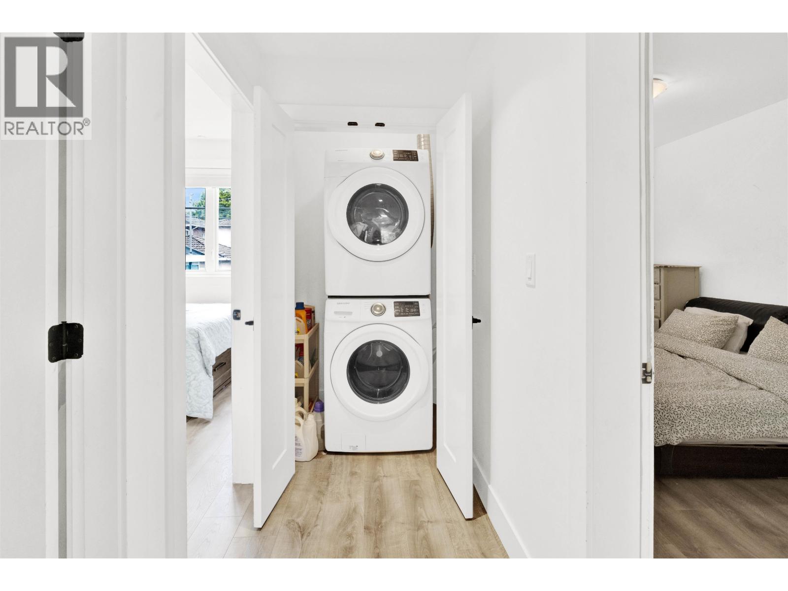 2743 Duke Street Street, Vancouver, British Columbia  V5R 4S8 - Photo 10 - R3094613