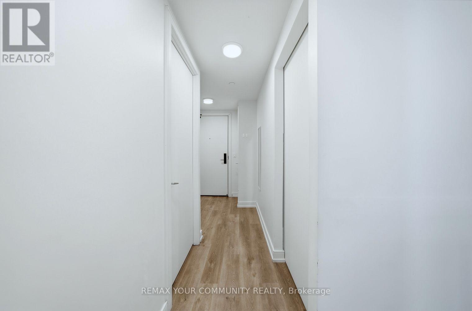 1317 - 1 Jarvis Street, Hamilton, Ontario  L8R 3J2 - Photo 4 - X12845898