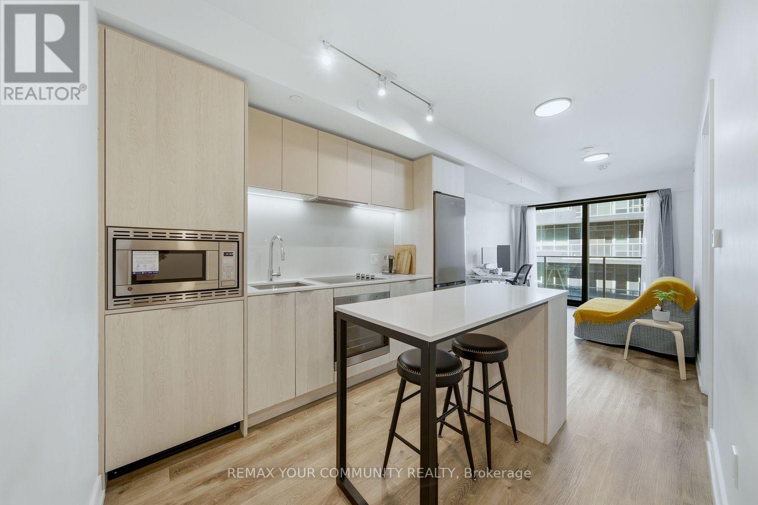 1317 - 1 Jarvis Street, Hamilton, Ontario  L8R 3J2 - Photo 5 - X12845898