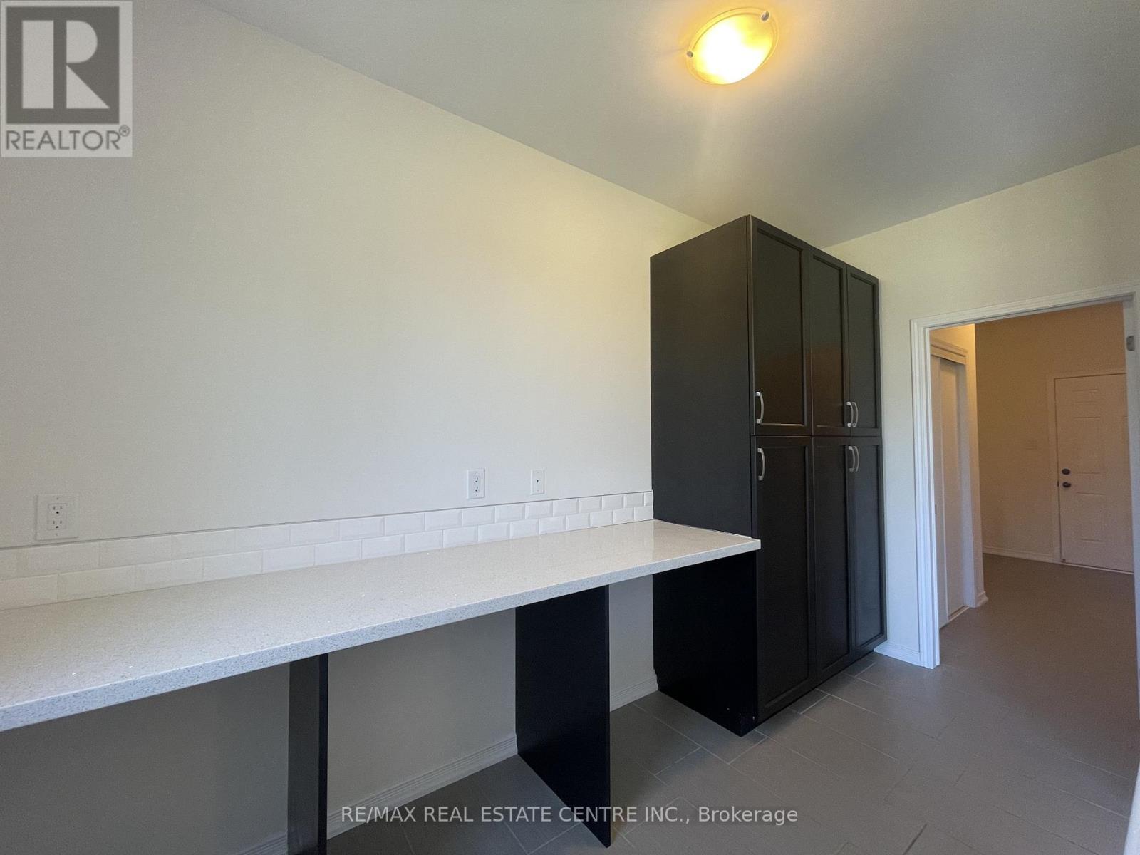 7869 Buckeye Crescent, Niagara Falls, Ontario  L2H 2Y6 - Photo 11 - X12845900