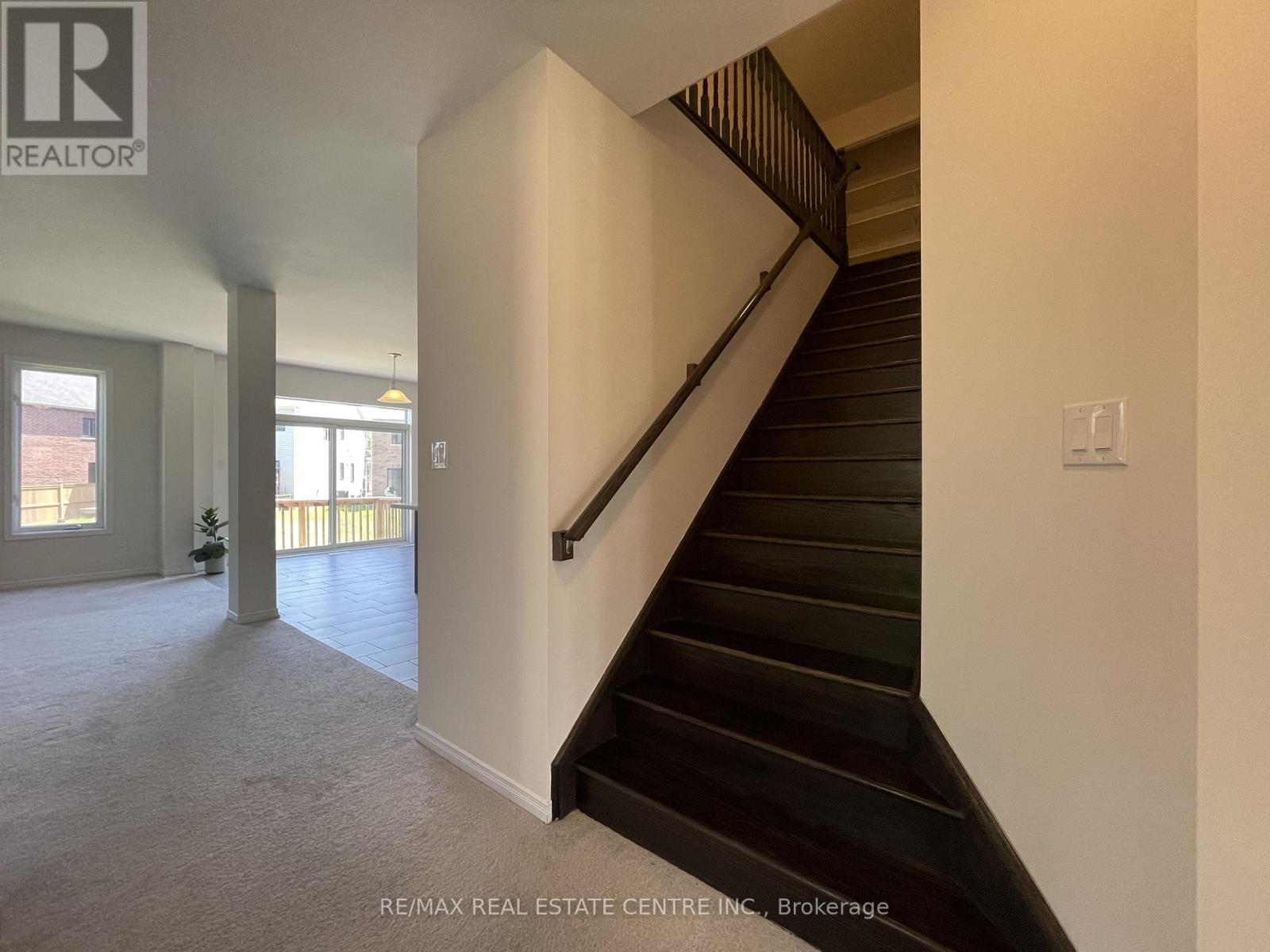 7869 Buckeye Crescent, Niagara Falls, Ontario  L2H 2Y6 - Photo 14 - X12845900