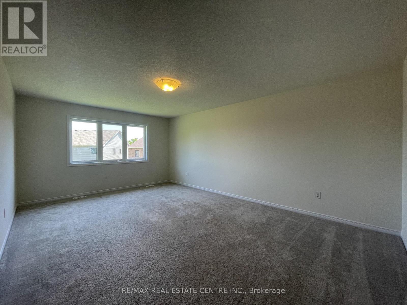 7869 Buckeye Crescent, Niagara Falls, Ontario  L2H 2Y6 - Photo 18 - X12845900