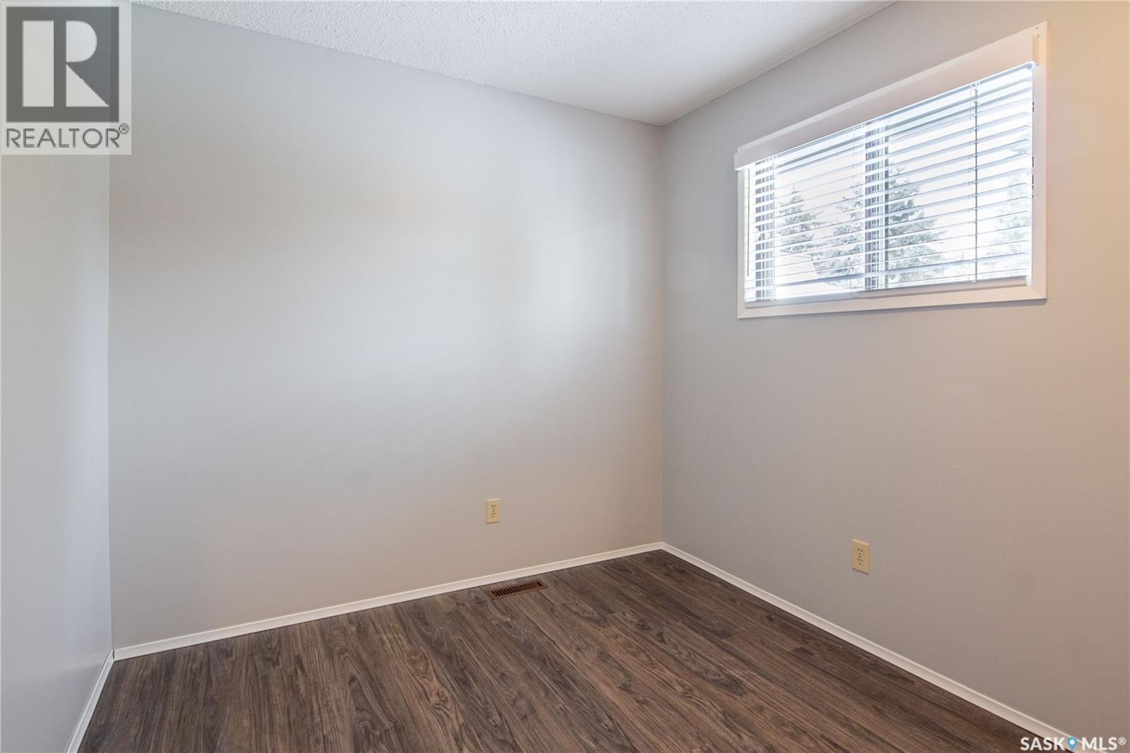 12 303 Saguenay Drive, Saskatoon, Saskatchewan  S7K 5R2 - Photo 24 - SK029659