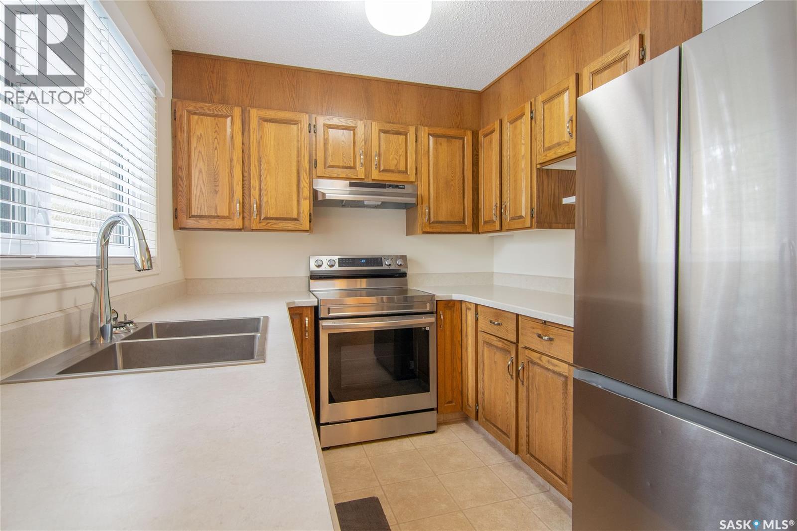 12 303 Saguenay Drive, Saskatoon, Saskatchewan  S7K 5R2 - Photo 8 - SK029659