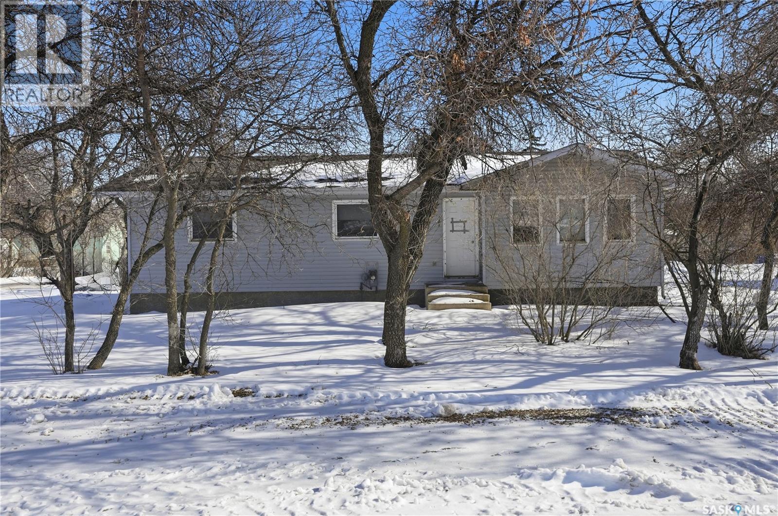 201 Brunswick STREET, pense, Saskatchewan