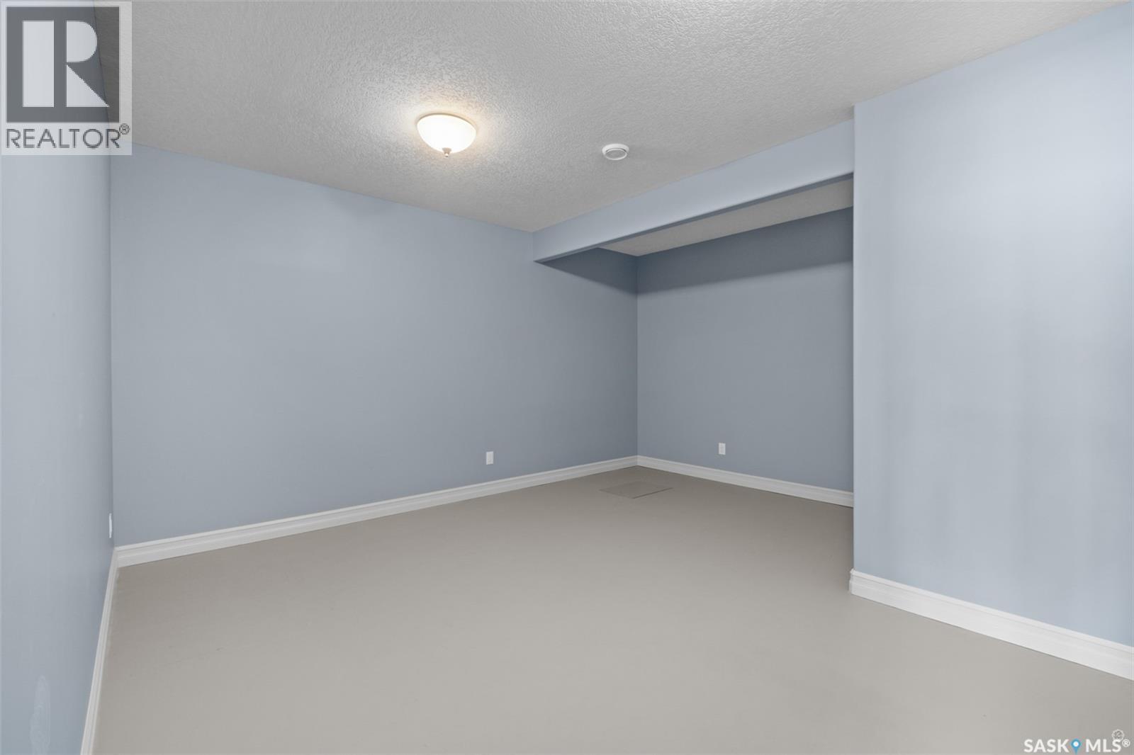 6 2805 Lakeview Drive, Prince Albert, Saskatchewan  S6W 0A4 - Photo 30 - SK029565