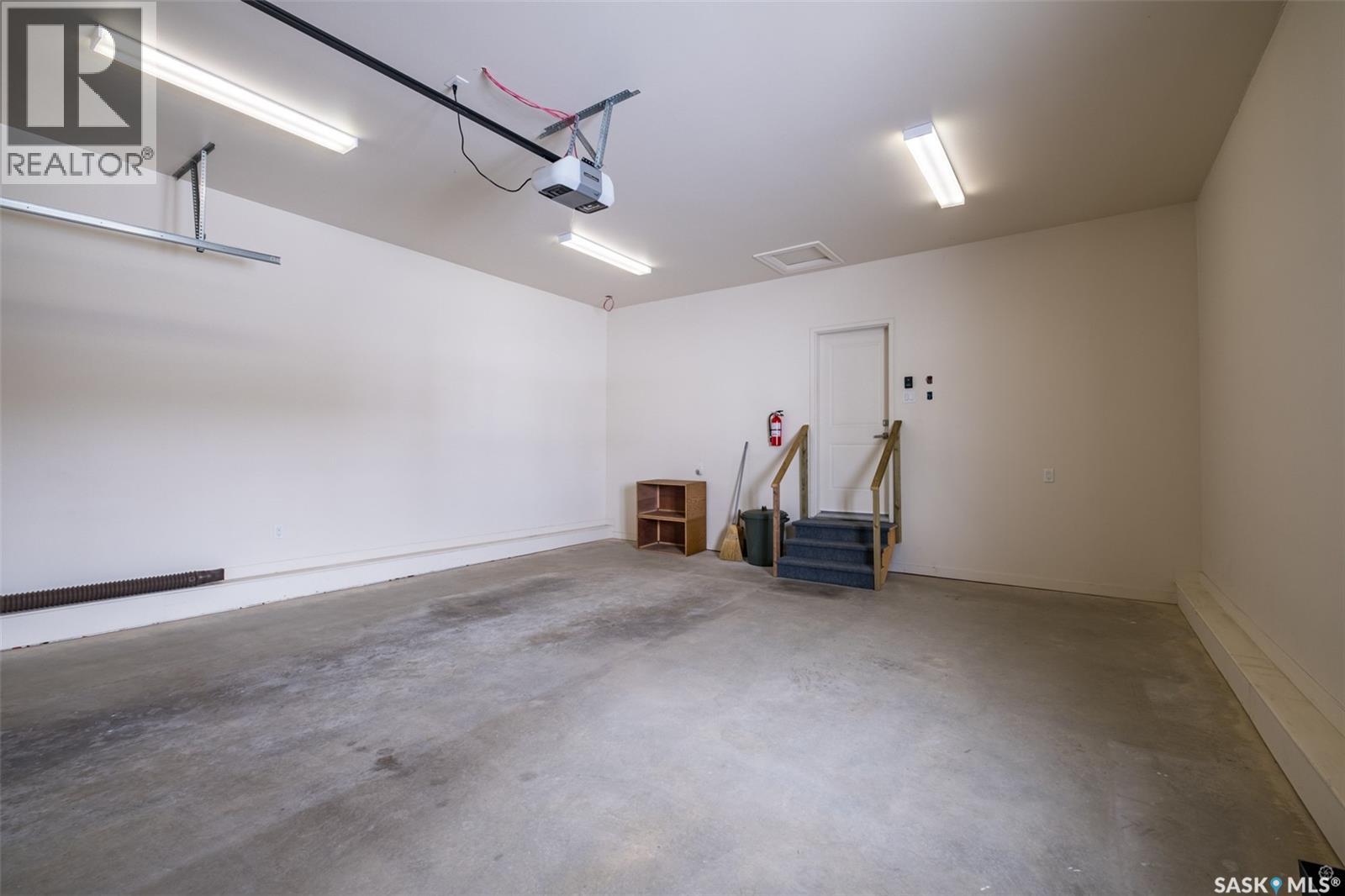 6 2805 Lakeview Drive, Prince Albert, Saskatchewan  S6W 0A4 - Photo 34 - SK029565