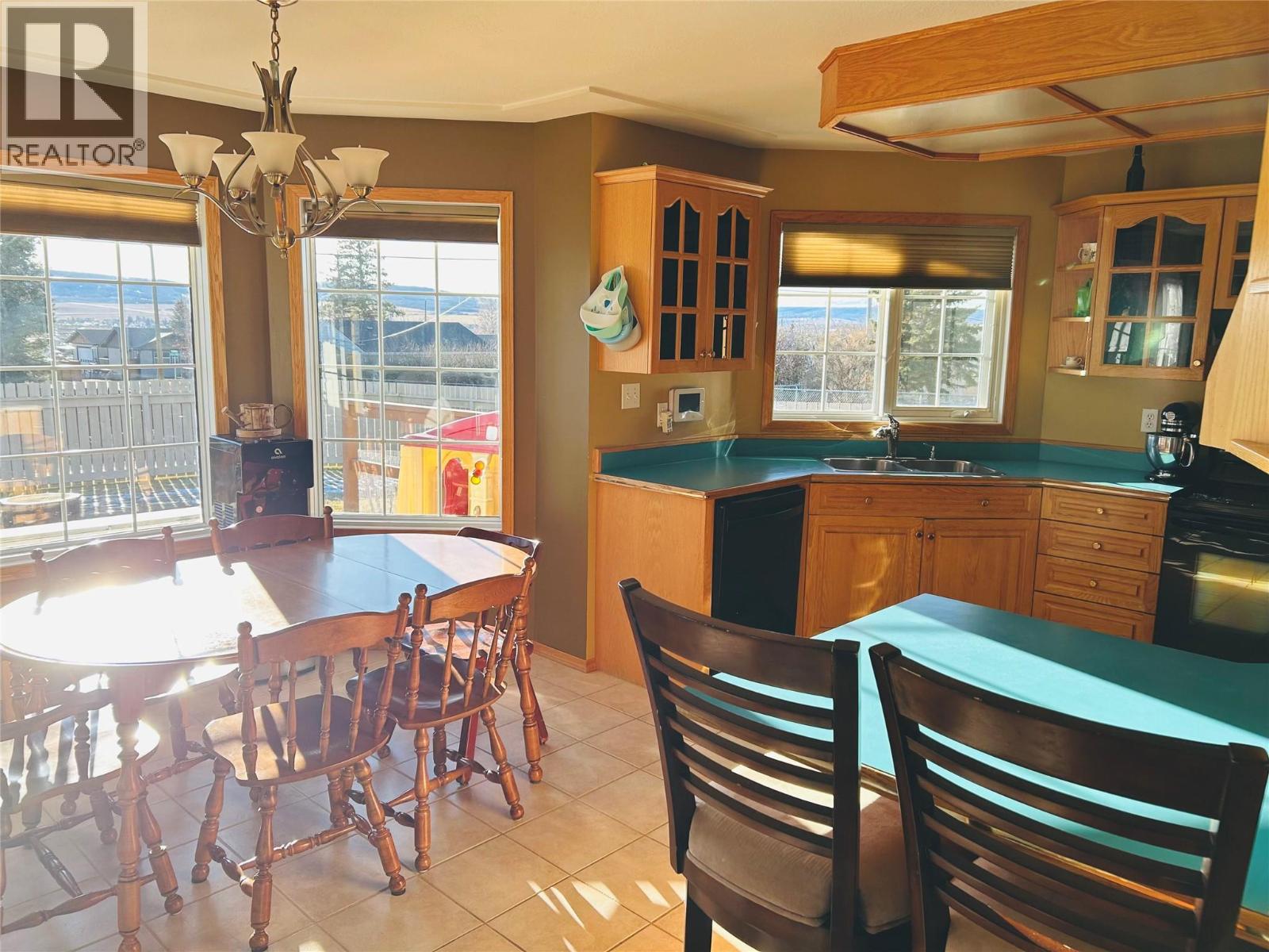 973 Cornwall Crescent, Dawson Creek, British Columbia  V1G 1P1 - Photo 7 - 10378010