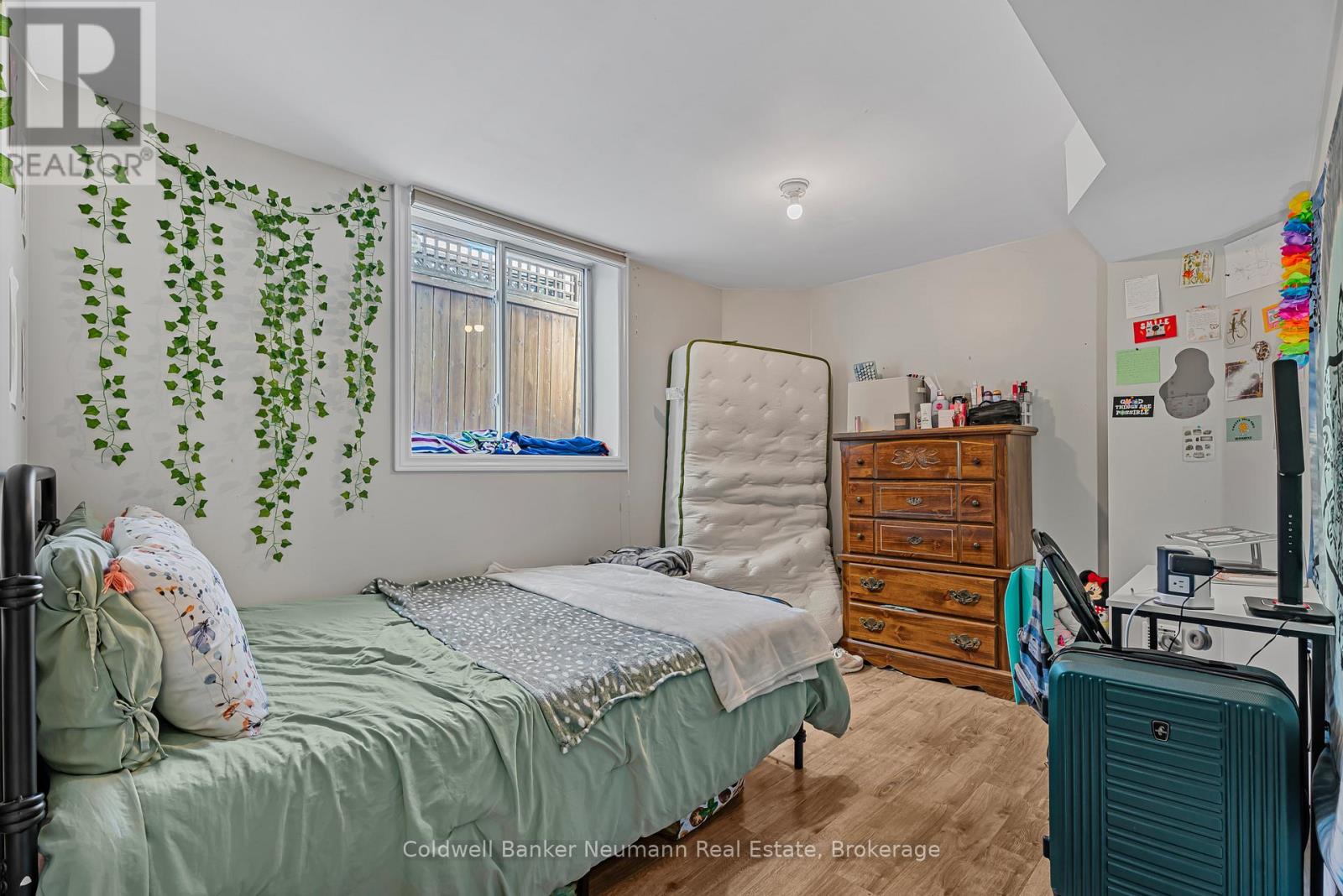 18 Carrington Place, Guelph, Ontario  N1G 5C2 - Photo 21 - X12830004