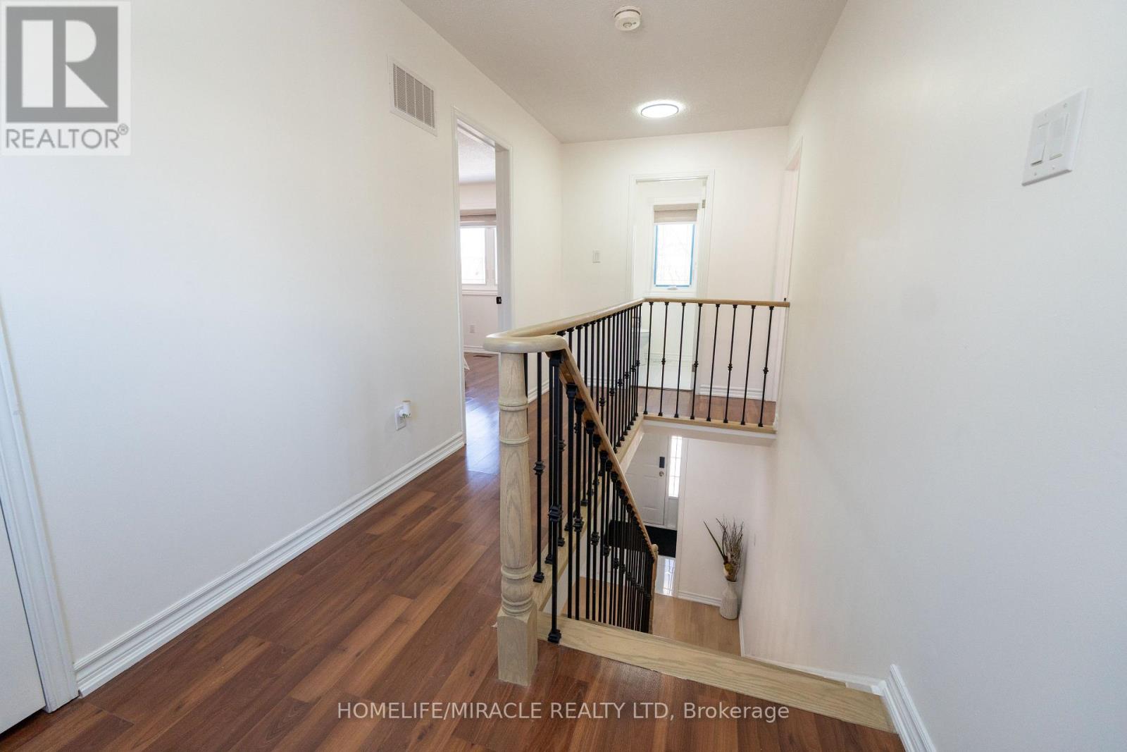 2 Santa Anita Court, Brampton, Ontario  L6Y 4P8 - Photo 16 - W12769286