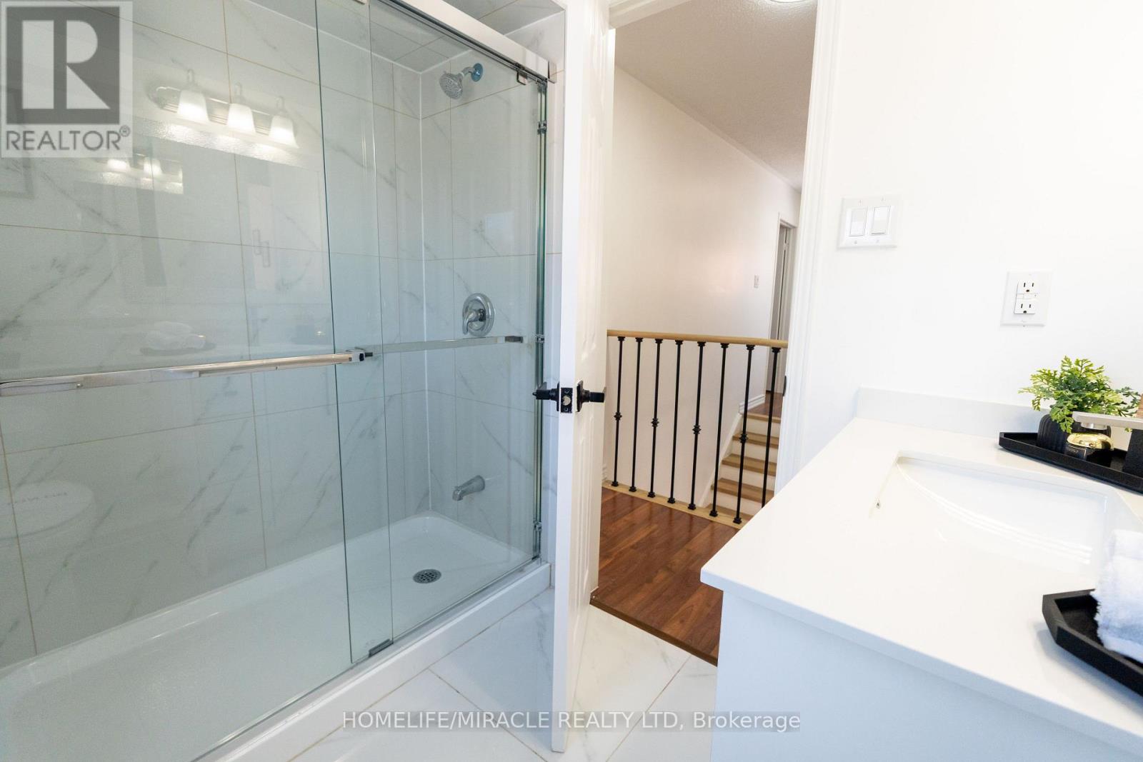 2 Santa Anita Court, Brampton, Ontario  L6Y 4P8 - Photo 28 - W12769286