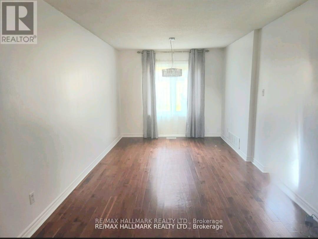 Upper - 71 Ecclestone Drive, Brampton, Ontario  L6X 3M7 - Photo 5 - W12774862