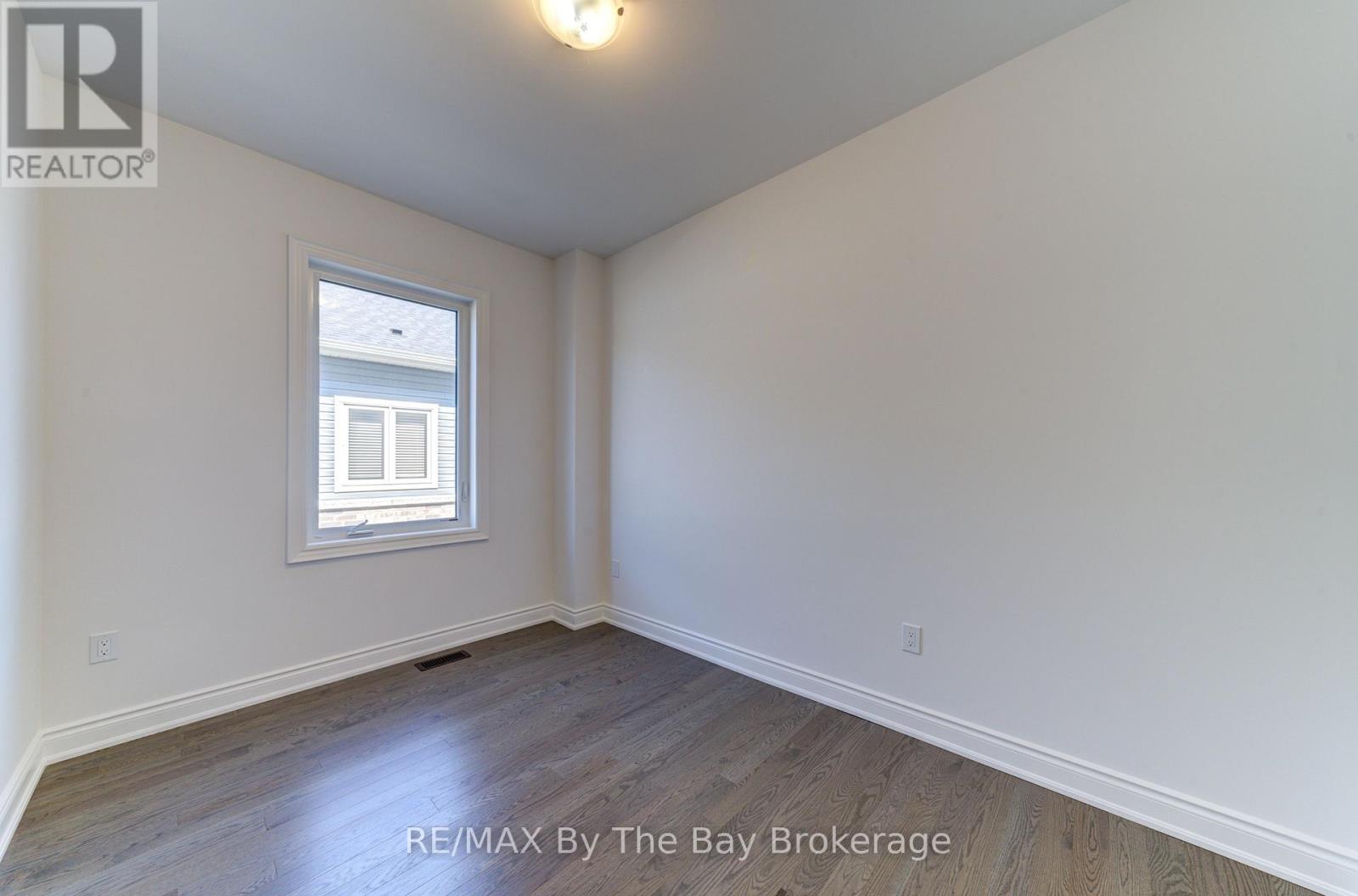 16 Misty Ridge Road, Wasaga Beach, Ontario  L9Z 0R8 - Photo 13 - S12846186