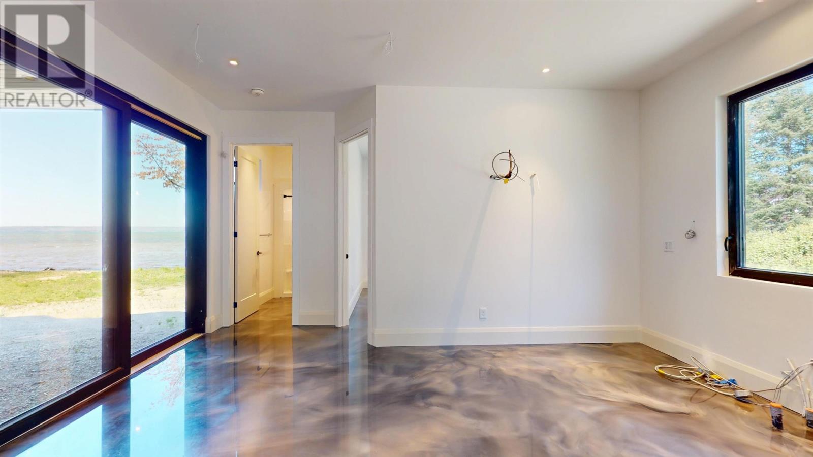 937 Sunnyside Beach Rd, Sault Ste. Marie, Ontario  P6A 6K4 - Photo 33 - SM260411