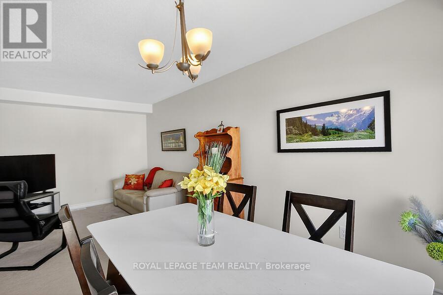 126 Grenadine Street, Ottawa, Ontario  K2S 0P1 - Photo 14 - X12839846