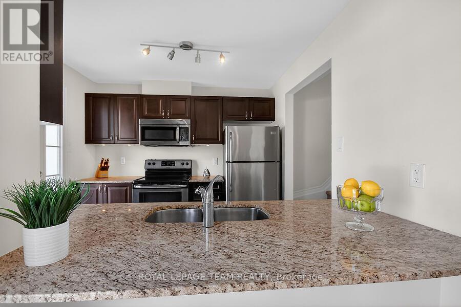 126 Grenadine Street, Ottawa, Ontario  K2S 0P1 - Photo 17 - X12839846