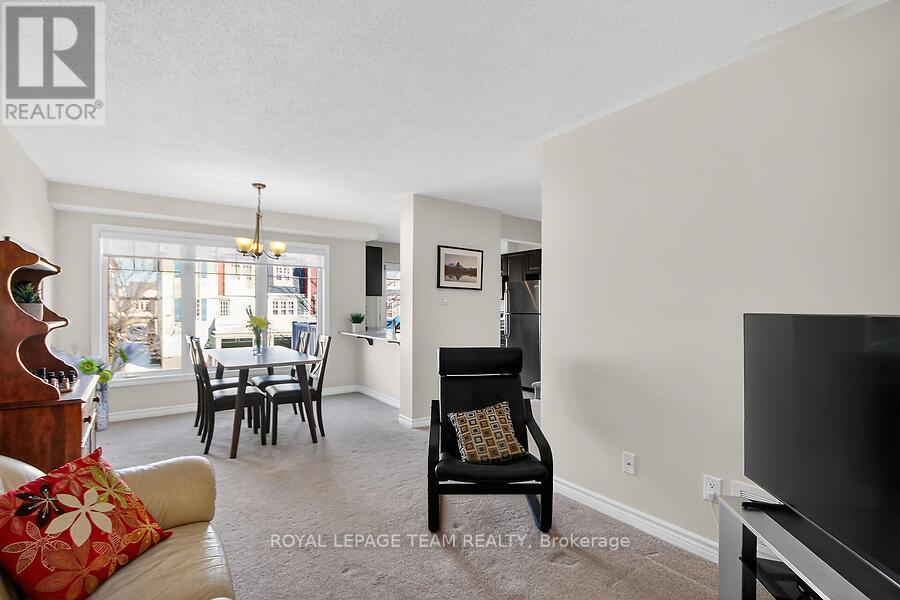 126 Grenadine Street, Ottawa, Ontario  K2S 0P1 - Photo 11 - X12839846