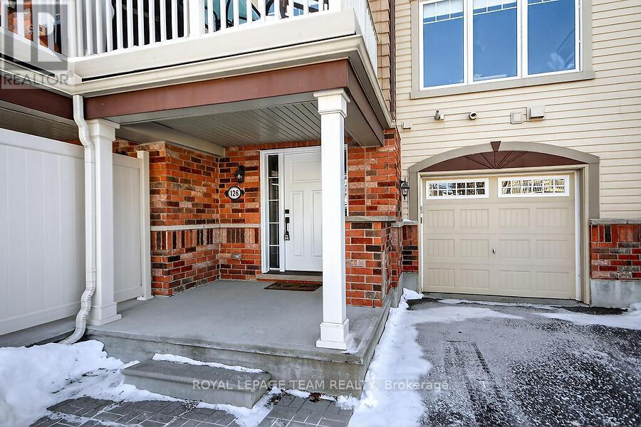 126 GRENADINE STREET, Ottawa, Ontario