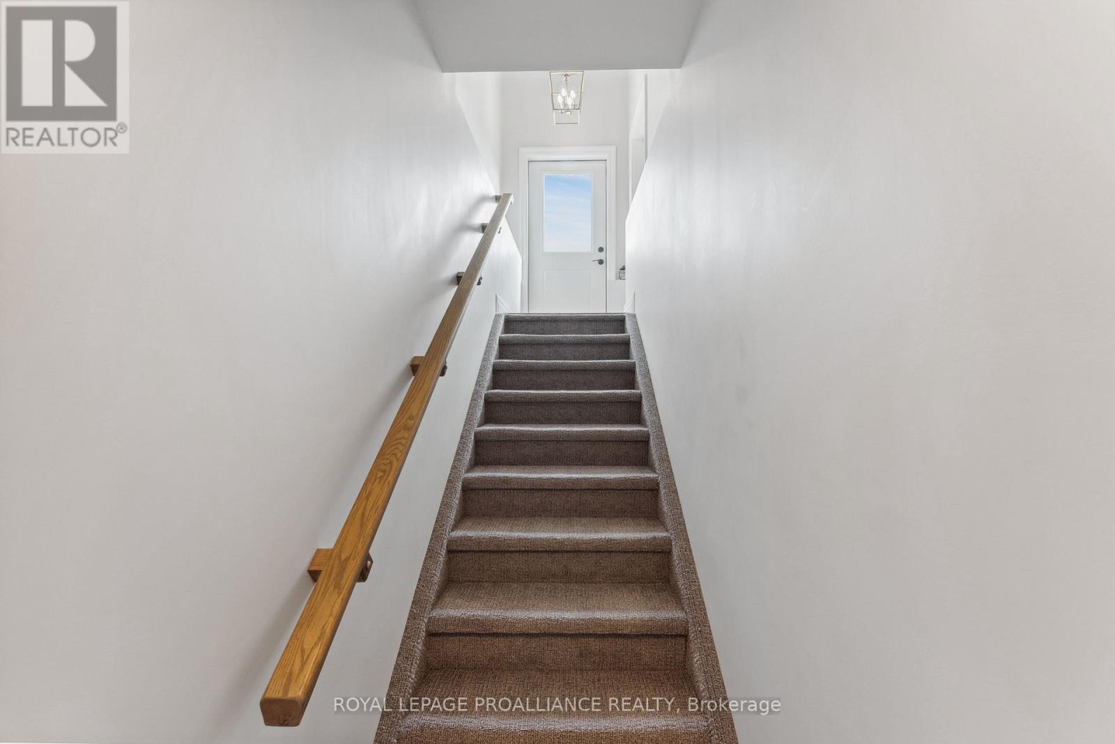 31b Schmidt Way, Quinte West (Murray Ward), Ontario  K8V 5P4 - Photo 11 - X12846144