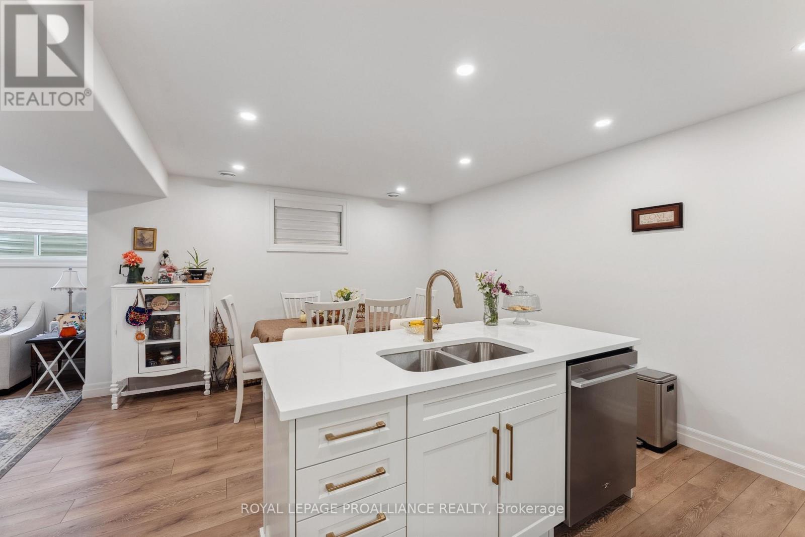 31b Schmidt Way, Quinte West (Murray Ward), Ontario  K8V 5P4 - Photo 14 - X12846144