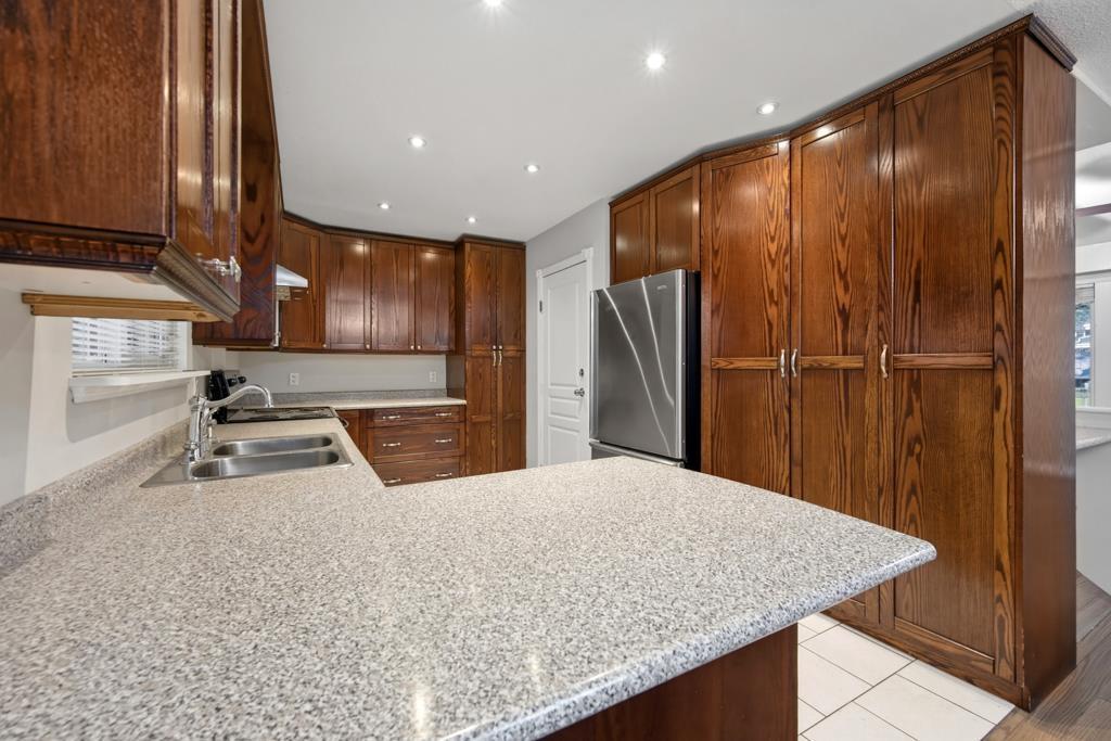 2259 Lynden Street, Abbotsford, British Columbia  V2T 3B8 - Photo 5 - R3094552