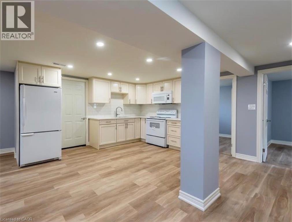 431 East 36th Street Unit# Lower, Hamilton, Ontario  L8V 4A4 - Photo 5 - 40809605