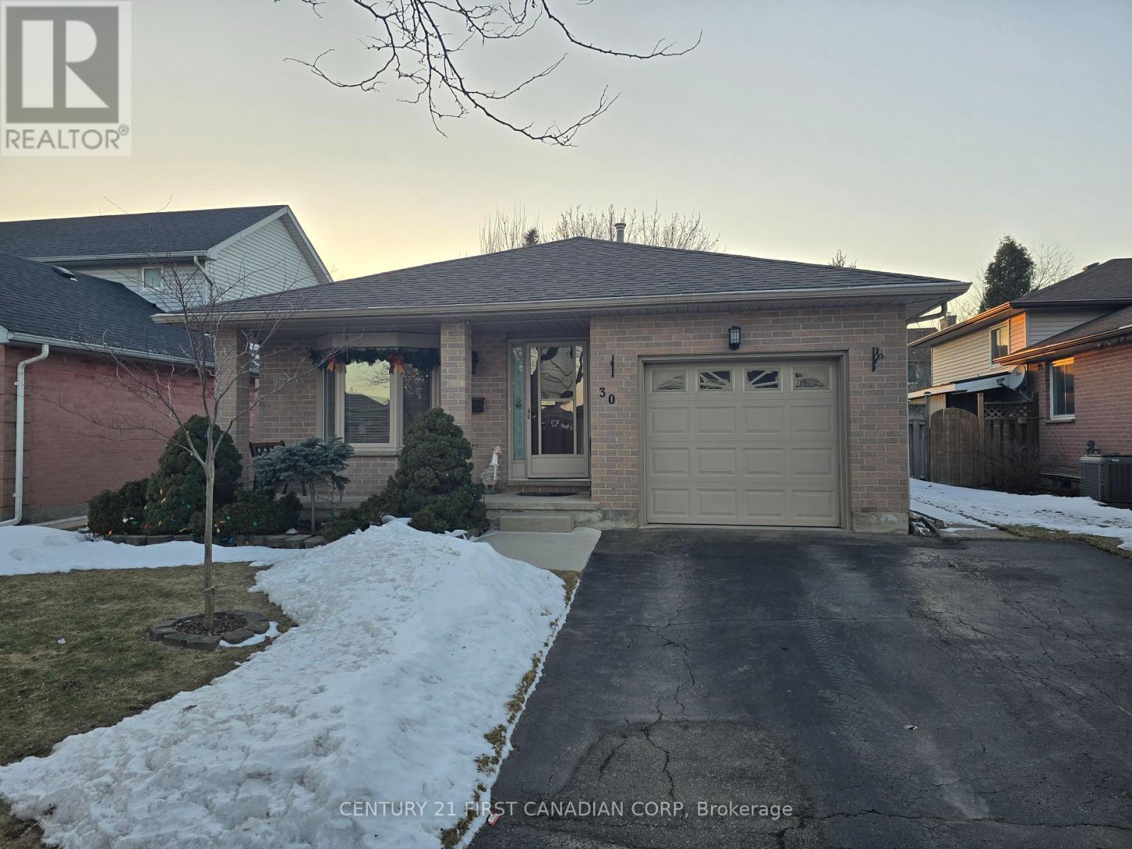 30 Conway Lane, London South, Ontario  N6E 3K4 - Photo 2 - X12846170