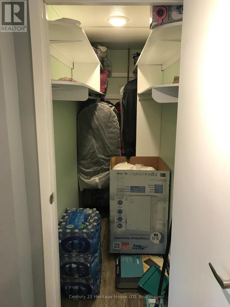 25 Nelson Avenue, Fort Erie (Lakeshore), Ontario  L2A 5K7 - Photo 26 - X12828246