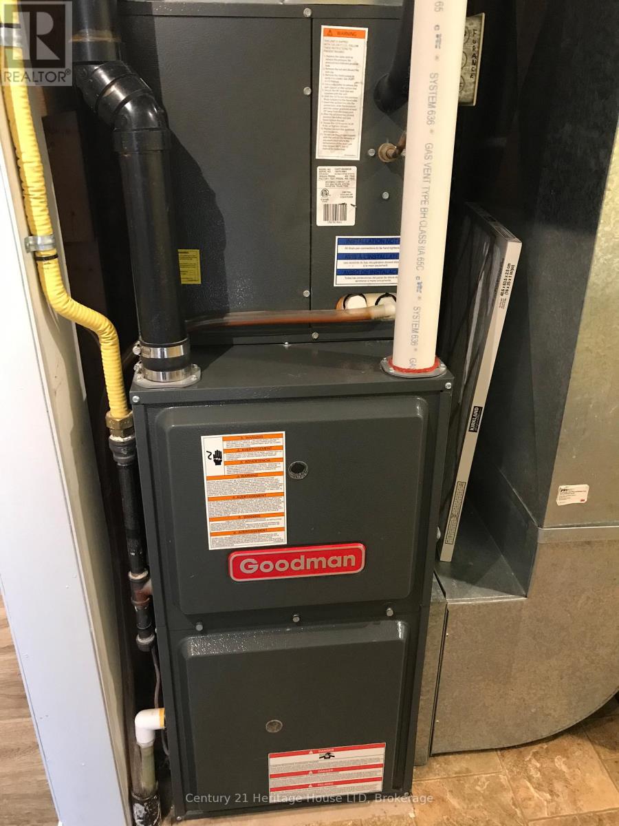 25 Nelson Avenue, Fort Erie, Ontario  L2A 5K7 - Photo 29 - X12828246