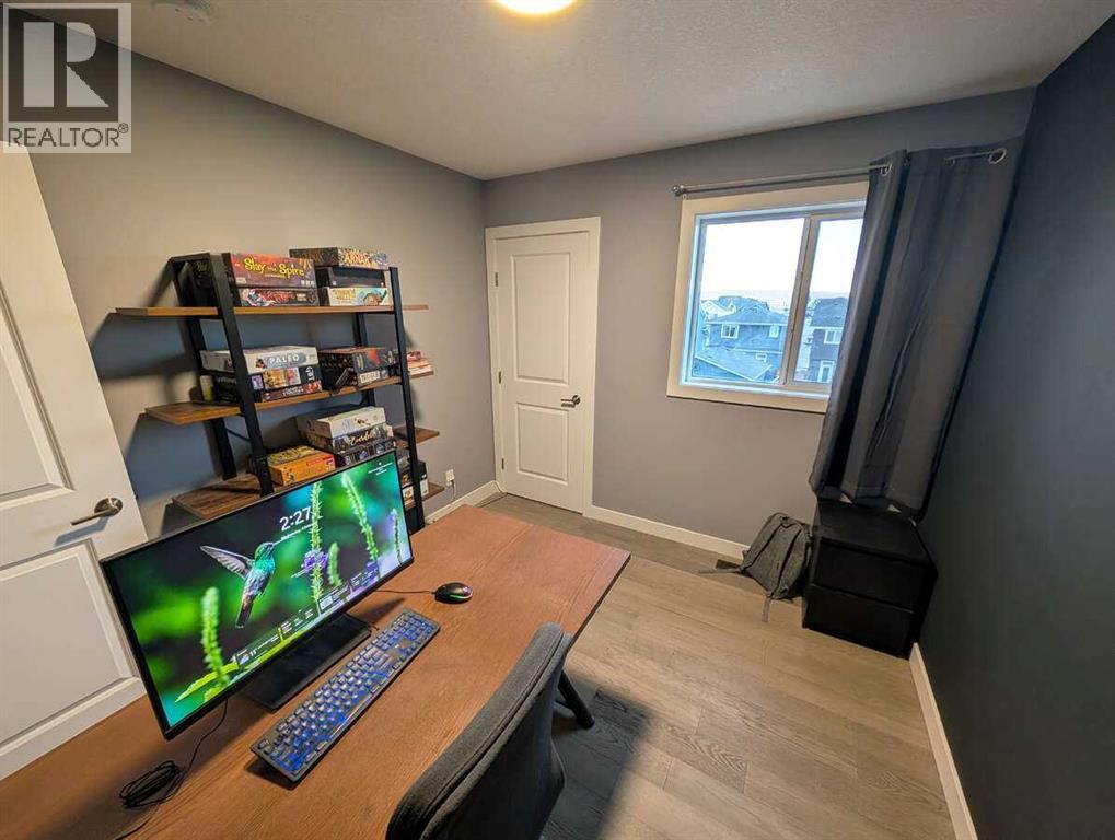 72 Sundown Crescent, Cochrane, Alberta  T4C 2T2 - Photo 9 - A2286593