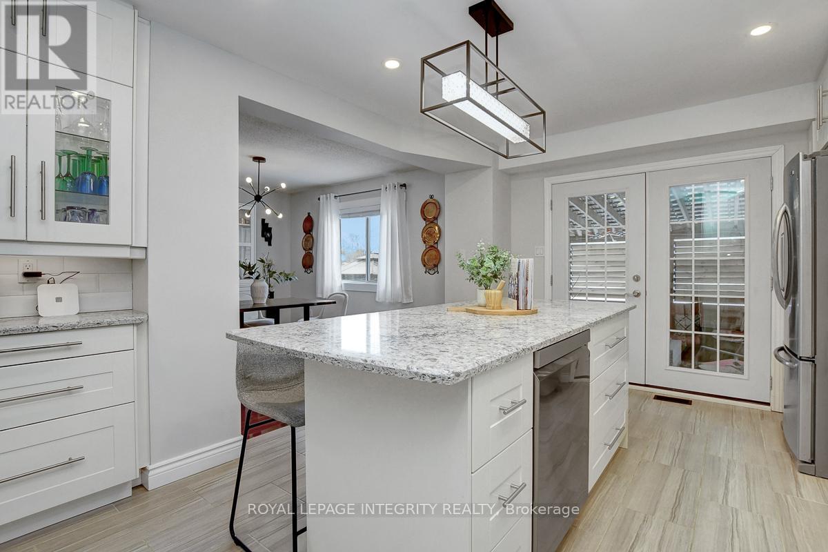 3 Palomino Drive, Ottawa, Ontario  K2M 1L9 - Photo 15 - X12846204