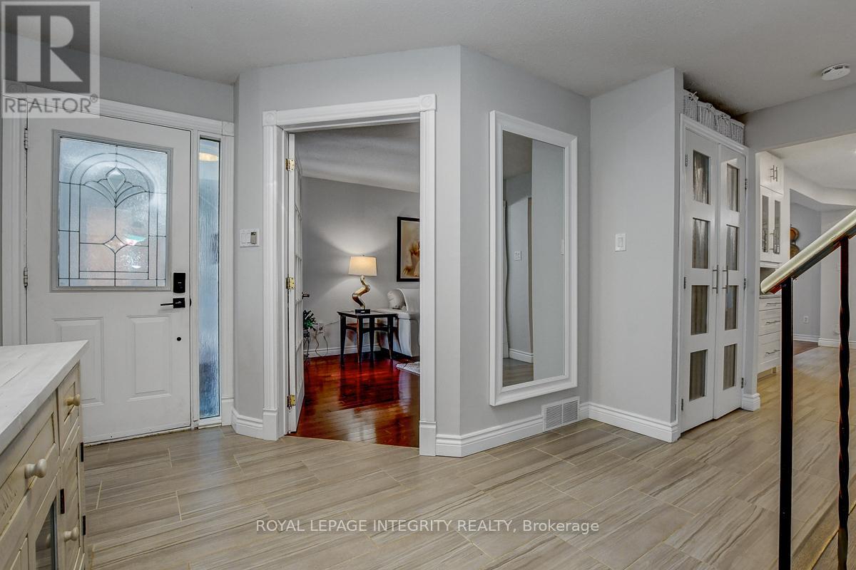 3 Palomino Drive, Ottawa, Ontario  K2M 1L9 - Photo 5 - X12846204