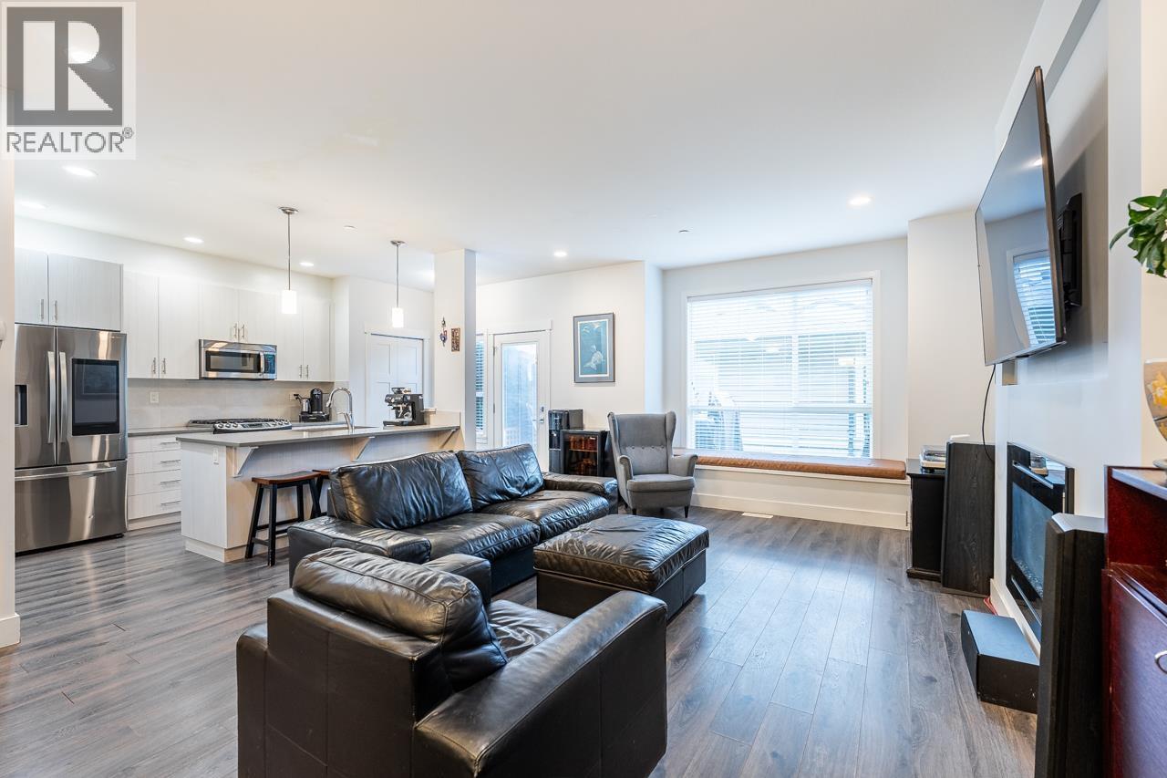 11167 240th Street, Maple Ridge, British Columbia  V2W 0H7 - Photo 6 - R3096173