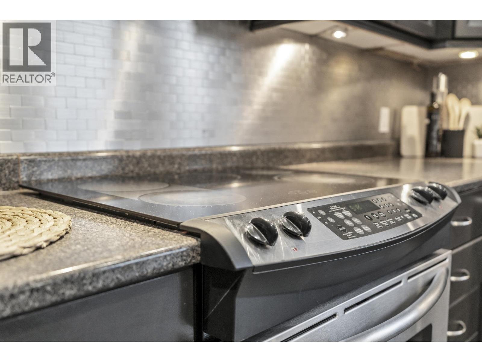 3028 Quadra Court, Coquitlam, British Columbia  V3B 5X6 - Photo 16 - R3096200