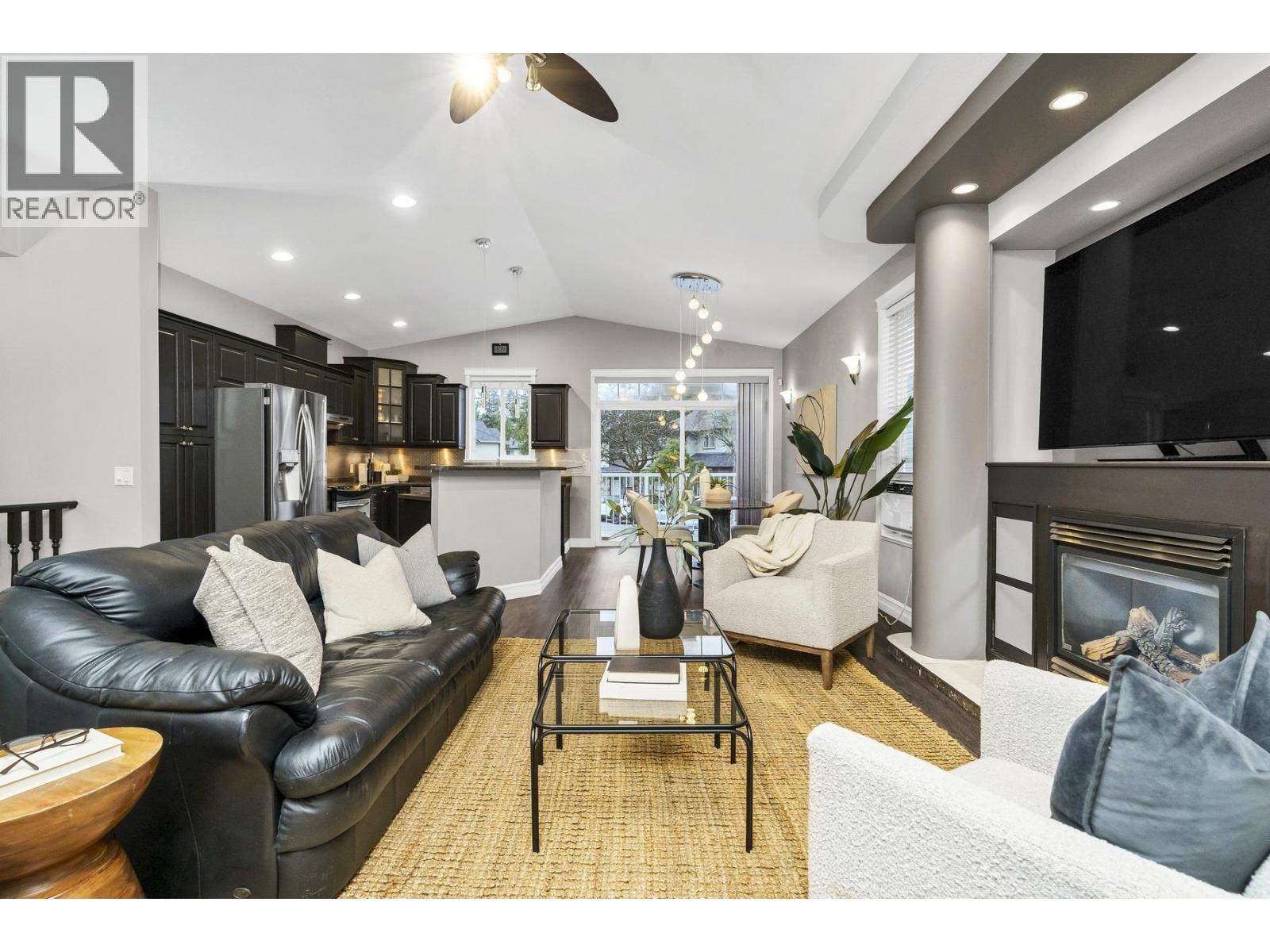 3028 Quadra Court, Coquitlam, British Columbia  V3B 5X6 - Photo 6 - R3096200