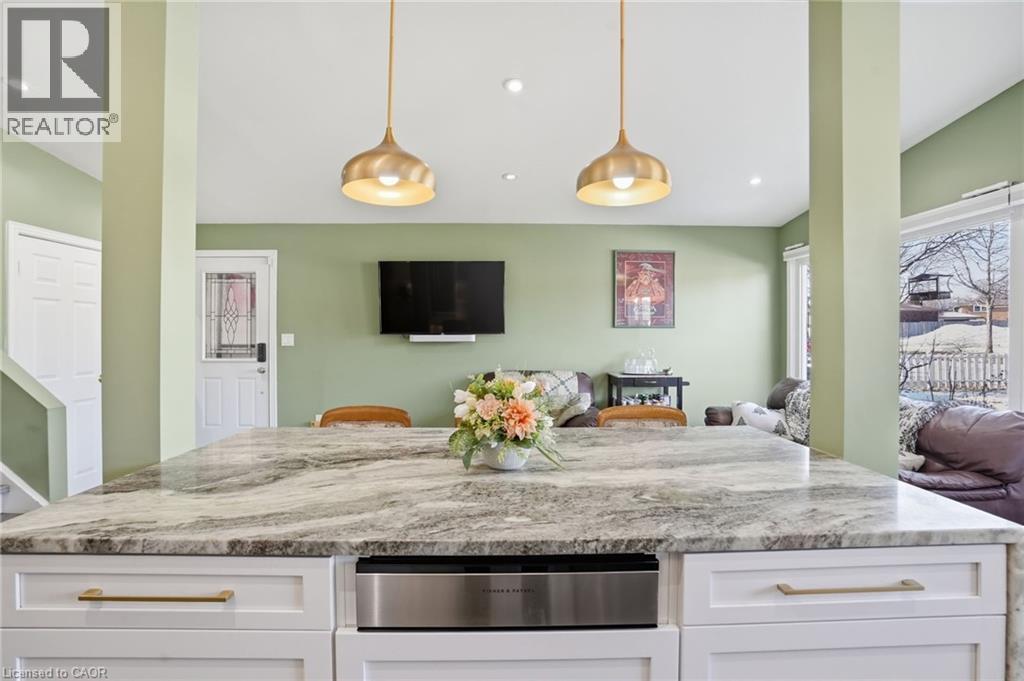 7 Rapallo Drive, Hamilton, Ontario  L8T 3X6 - Photo 17 - 40808426