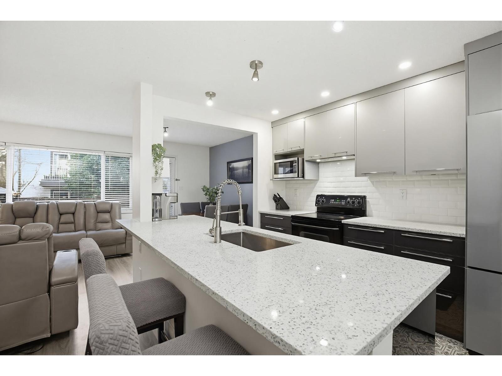 24 33361 Wren Crescent, Abbotsford, British Columbia  V2S 5V9 - Photo 8 - R3094051