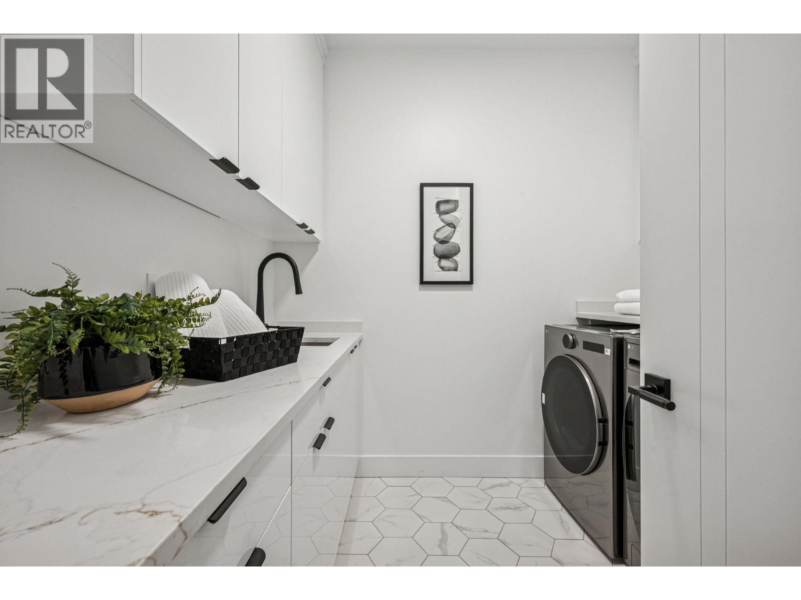 2 6362 Curtis Street, Burnaby, British Columbia  V5B 2A5 - Photo 21 - R3092606