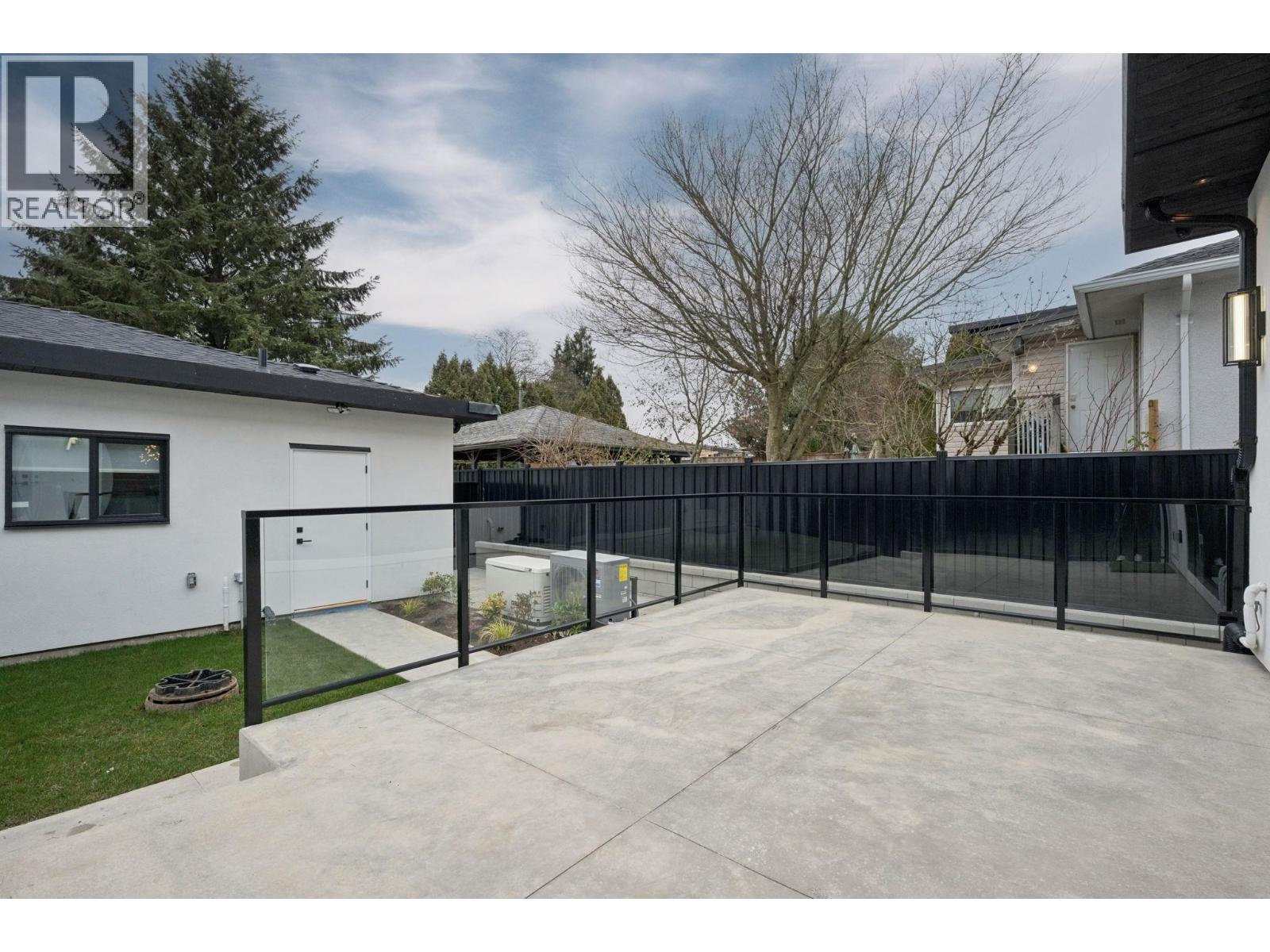 2 6362 Curtis Street, Burnaby, British Columbia  V5B 2A5 - Photo 33 - R3092606