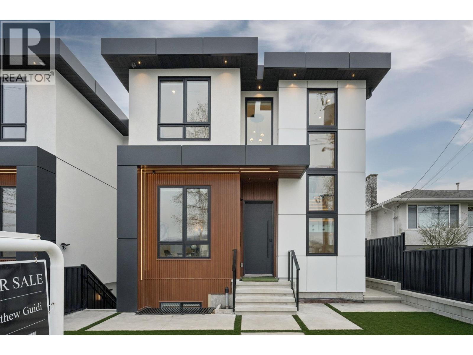 2 6362 Curtis Street, Burnaby, British Columbia  V5B 2A5 - Photo 2 - R3092606