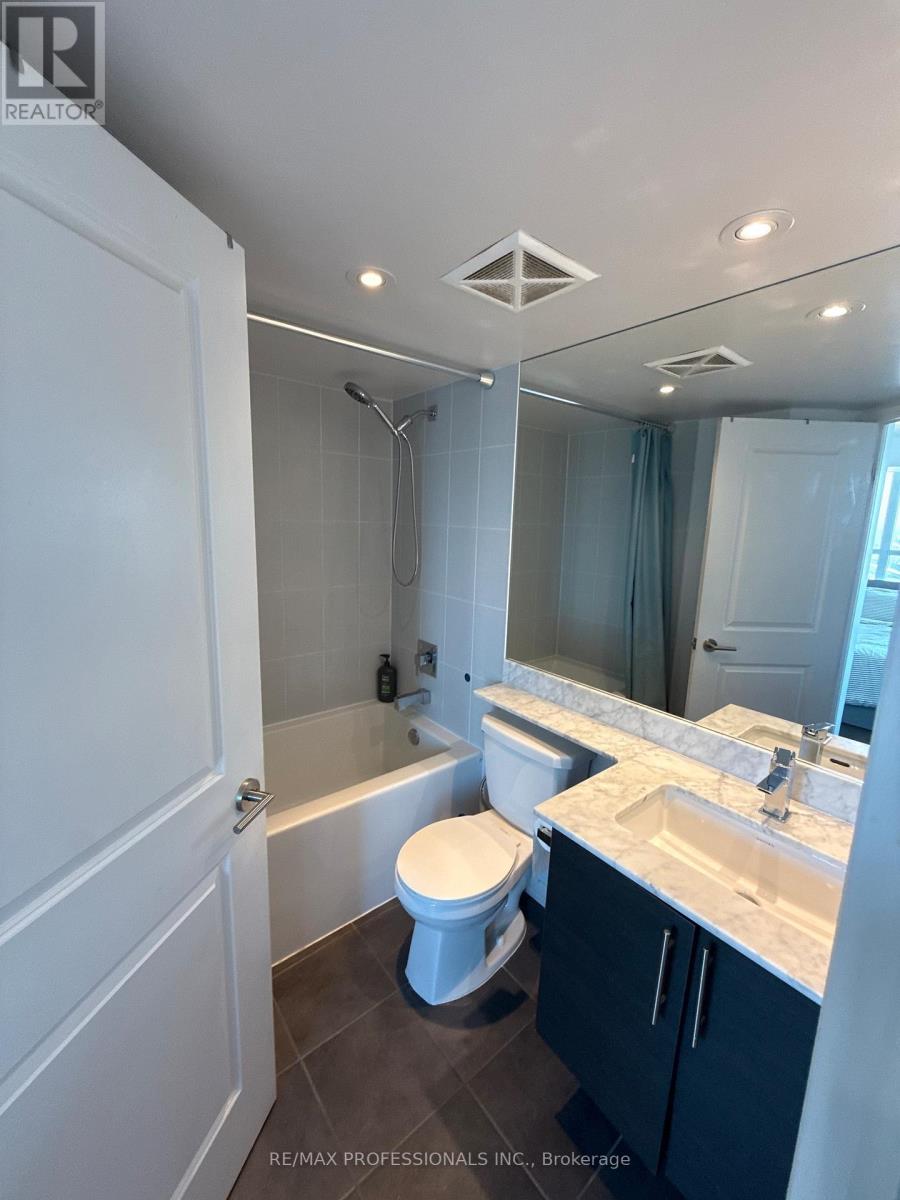 1914 - 125 Western Battery Road, Toronto, Ontario  M6K 3R8 - Photo 15 - C12846138