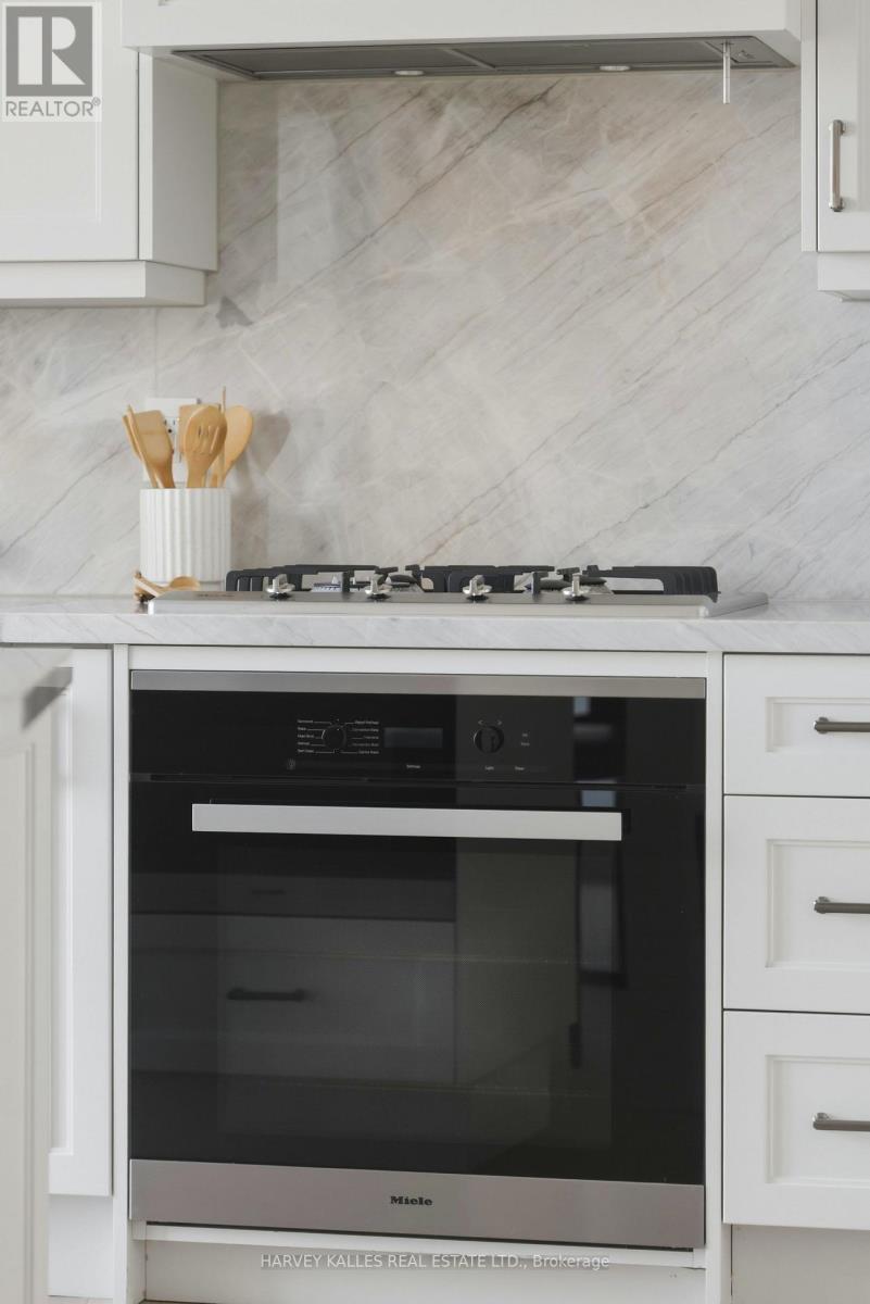 808 - 181 Davenport Road, Toronto, Ontario  M5R 1J1 - Photo 18 - C12846184