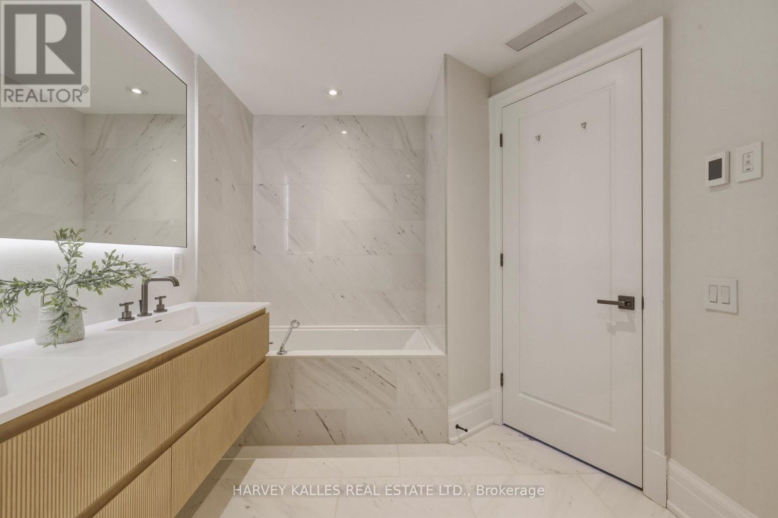 808 - 181 Davenport Road, Toronto, Ontario  M5R 1J1 - Photo 30 - C12846184