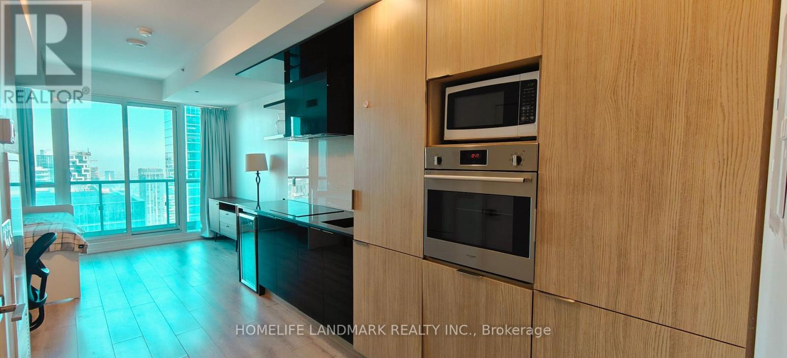 5004 - 70 Temperance Street, Toronto, Ontario  M5H 4E8 - Photo 5 - C12846202