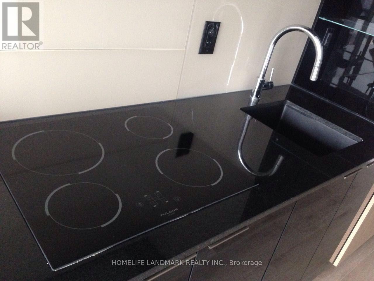 5004 - 70 Temperance Street, Toronto, Ontario  M5H 4E8 - Photo 8 - C12846202