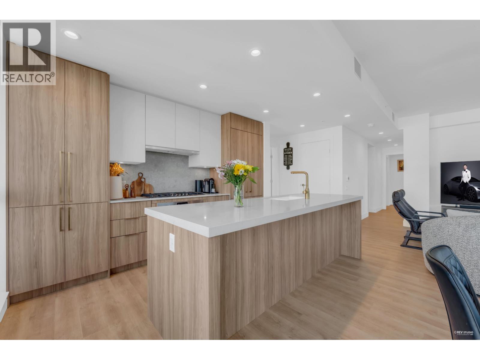 1101 2325 Emery Court, North Vancouver, British Columbia  V7J 0E8 - Photo 12 - R3093118