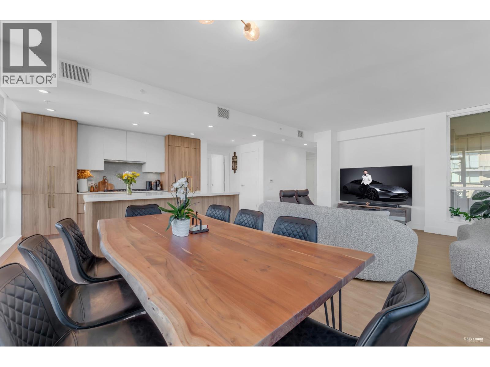 1101 2325 Emery Court, North Vancouver, British Columbia  V7J 0E8 - Photo 8 - R3093118