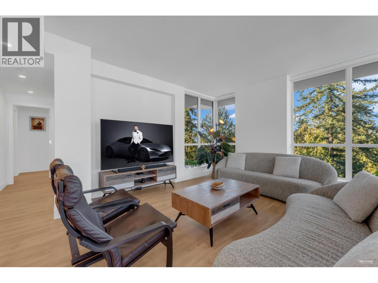 1101 2325 Emery Court, North Vancouver, British Columbia  V7J 0E8 - Photo 9 - R3093118