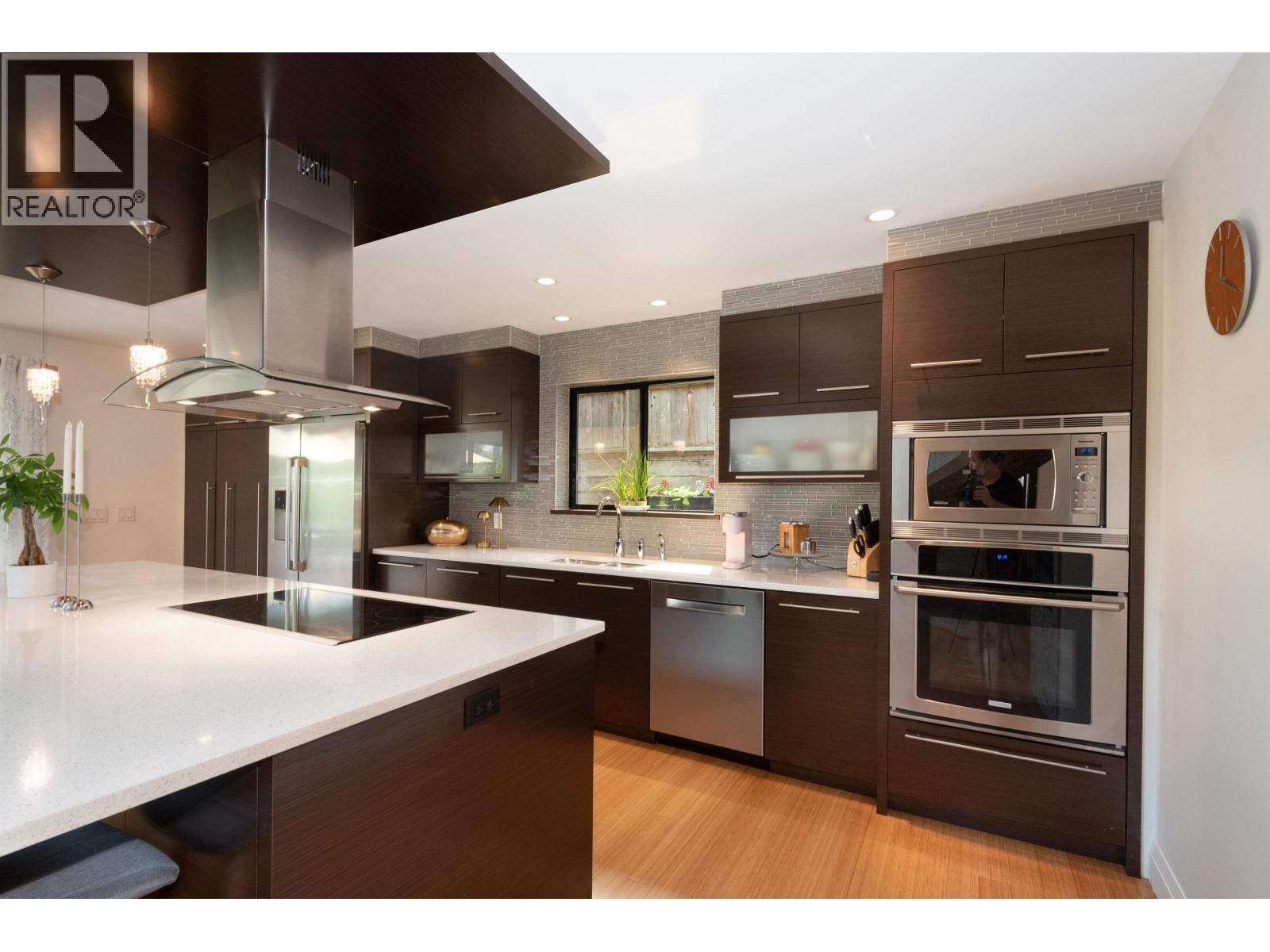 1930 Panorama Drive, North Vancouver, British Columbia  V7G 1V1 - Photo 10 - R3096128